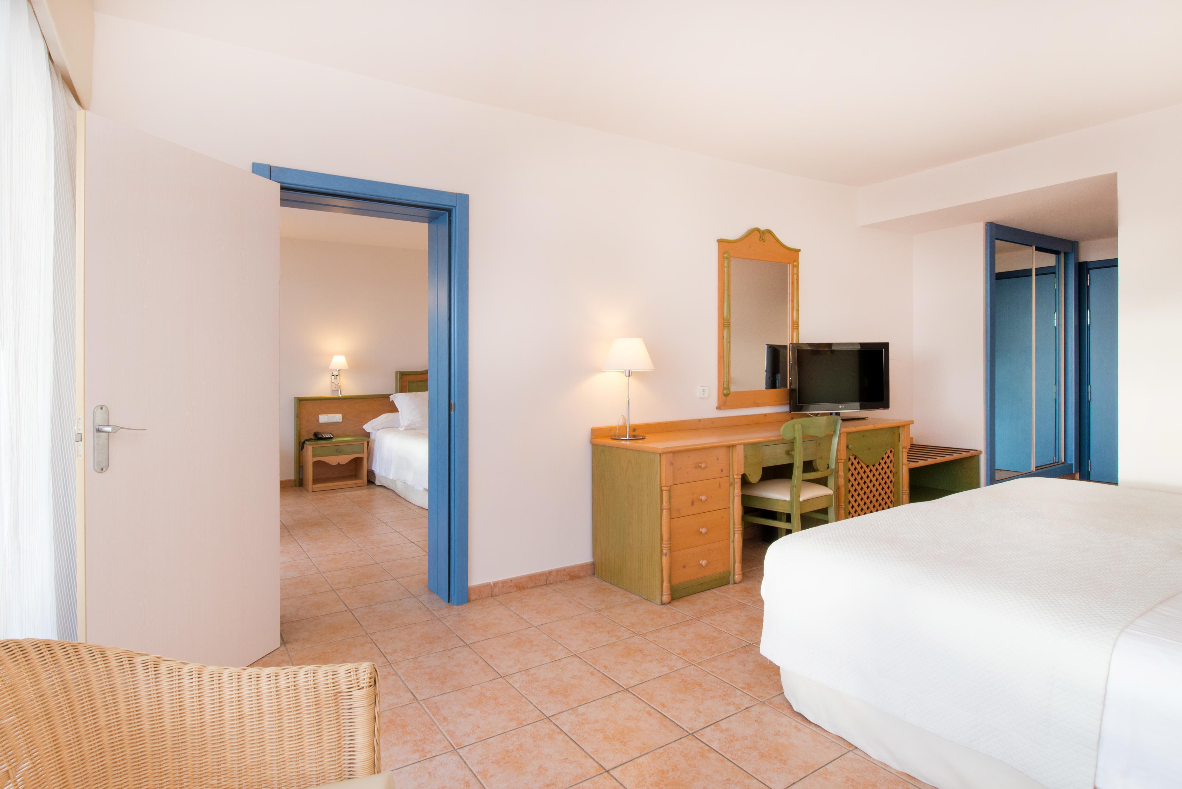 Iberostar Waves Playa Gaviotas All Inclusive Морро-дель-Хабле Экстерьер фото